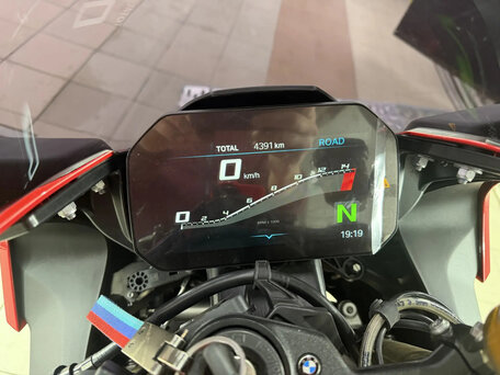 2023 BMW S 1000 RR, красный, 1900000 рублей, вид 3