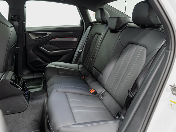 2026 Audi A6 VI (C9), белый, 8790000 рублей - вид 24
