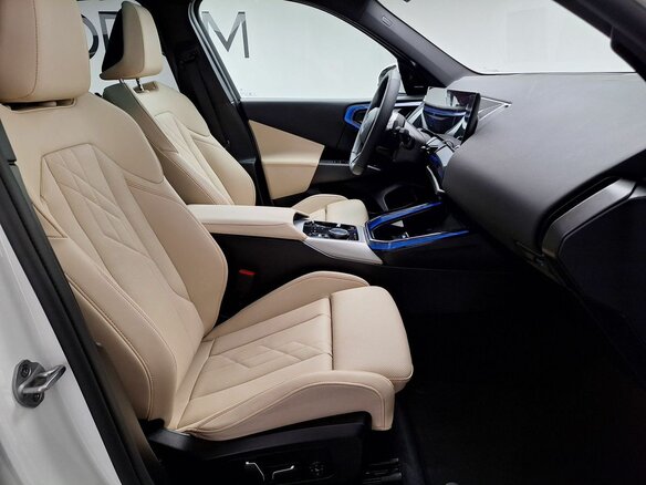 2025 BMW X3 20d xDrive IV (G45/G48), белый - вид 5