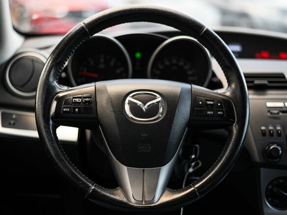 2011 Mazda 3 II (BL), белый, 760000 рублей - вид 5