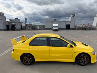 2006 Mitsubishi Lancer Evolution IX, жёлтый, 3000000 рублей, вид 5