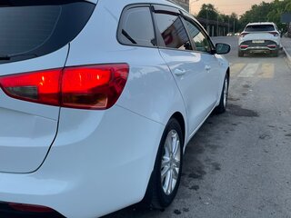2013 Kia Ceed II, белый, 650000 рублей, вид 5