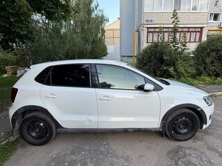 2011 Volkswagen Polo V, белый, 405000 рублей, вид 3