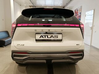2026 Geely Atlas II, белый, 4119990 рублей, вид 3