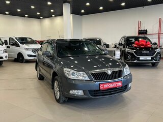 2009 Skoda Octavia DSG7 II (A5) Рестайлинг, серый, 639000 рублей, вид 1