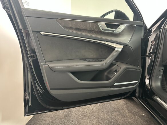 2022 Audi A6 45 TDI V (C8), чёрный, 5900000 рублей - вид 6
