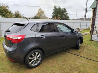 2012 Kia Rio 5-speed III, серый, 680000 рублей, вид 5