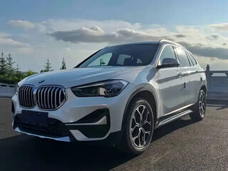 2022 BMW X1 Long 20Li sDrive II (F48) Рестайлинг, белый, 2080300 рублей, вид 1