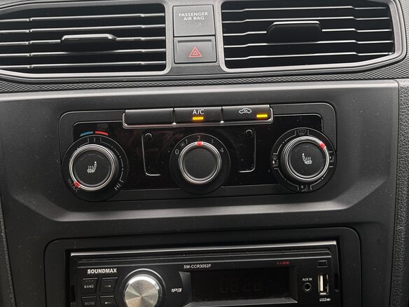 2015 Volkswagen Caddy, белый, 1330000 рублей - вид 9