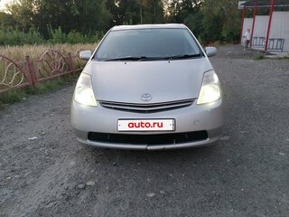 2004 Toyota Prius II (XW20), серебристый, 600000 рублей, вид 1