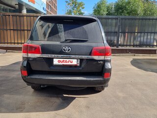 2016 Toyota Land Cruiser 200 Series Рестайлинг 2, чёрный, 6100000 рублей, вид 3