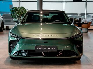 2025 Exeed Exlantix ES, зелёный, 6170000 рублей, вид 5