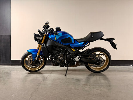 2022 Yamaha XSR900, синий, 990000 рублей, вид 1