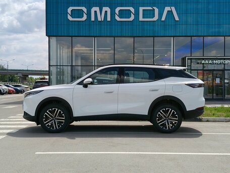 Omoda C7