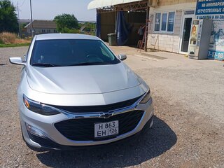 2020 Chevrolet Malibu IX Рестайлинг, серый, 1800000 рублей, вид 1