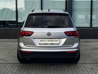 2020 Volkswagen Tiguan II, серый, 2765000 рублей, вид 4