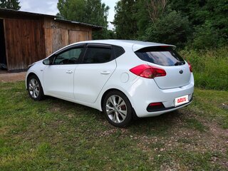 2013 Kia Ceed II, белый, 990000 рублей, вид 5