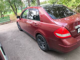 2008 Nissan Tiida I, красный, 580000 рублей, вид 5
