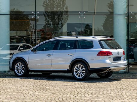 2014 Volkswagen Passat Alltrack B7, серебристый, 1335000 рублей, вид 4