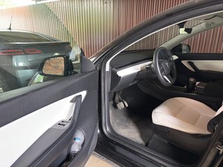 2020 Tesla Model Y Long Range Dual Motor I, чёрный, 1950000 рублей, вид 4