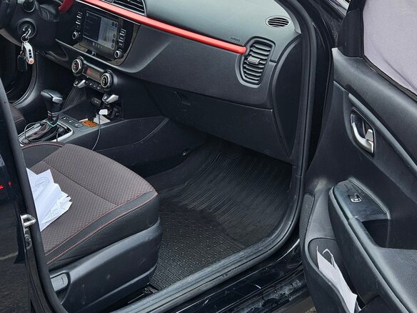 2020 Kia Rio X IV Рестайлинг, чёрный, 1650000 рублей - вид 18