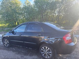2005 Kia Cerato I, чёрный, 350000 рублей, вид 3
