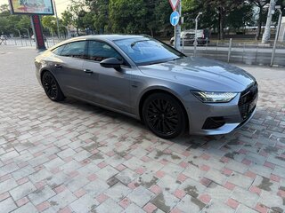 2018 Audi A7 55 TFSI II (4K), серый, 4888000 рублей, вид 1