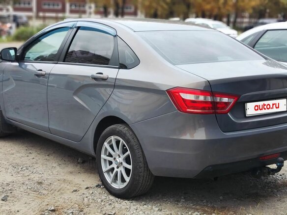 2016 Lada (ВАЗ) Vesta I, серый, 750000 рублей - вид 4