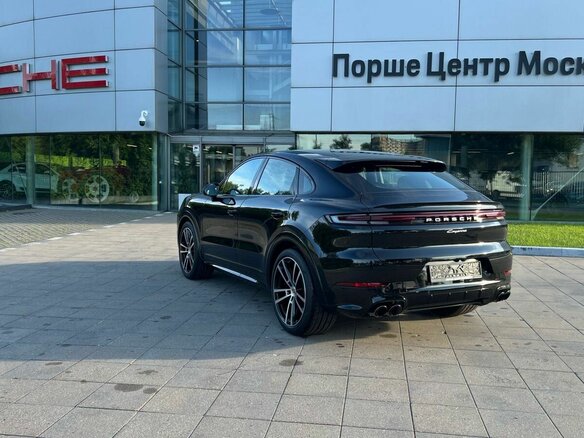 2025 Porsche Cayenne Coupé III Рестайлинг, чёрный - вид 4
