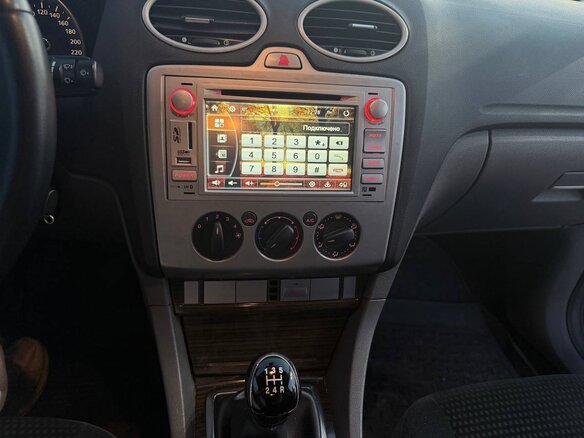 2008 Ford Focus II Рестайлинг, чёрный, 360000 рублей - вид 9
