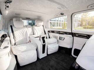 2026 Mercedes-Benz V-Класс Extra Long 300 d экстра длинный III (W447) Рестайлинг 2, чёрный, 32000000 рублей, вид 2