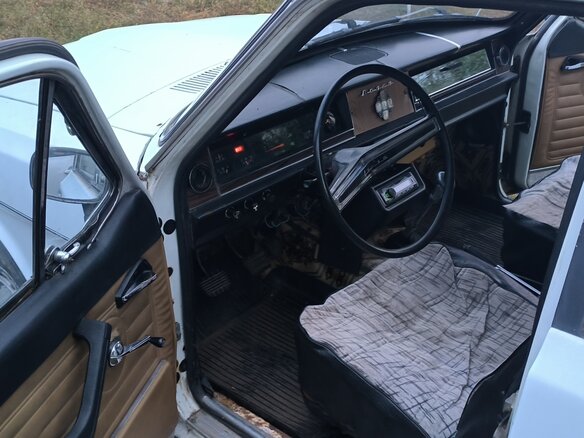 1985 ГАЗ 24 «Волга» 2410 II (2410), белый, 200000 рублей - вид 5