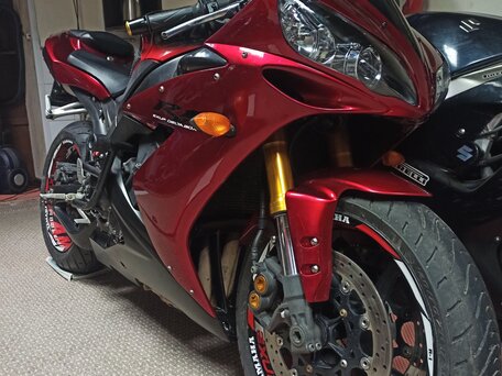 2006 Yamaha YZF-R1, чёрный, 550000 рублей, вид 1