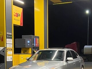 2006 BMW 5 серии 530xi V (E60/E61), серый, 1070000 рублей, вид 3