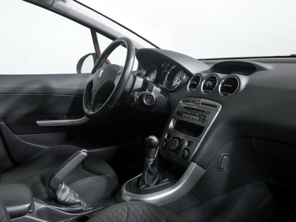 2009 Peugeot 308 I, красный, 640000 рублей - вид 8