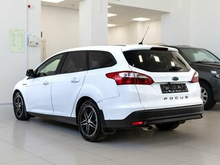 2012 Ford Focus III, белый, 800000 рублей, вид 4