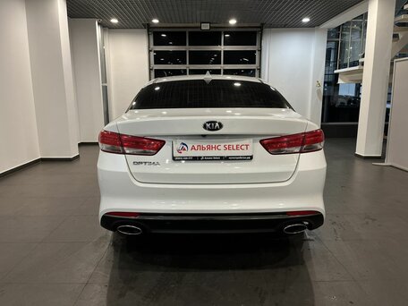 2018 Kia Optima IV, белый, 1623000 рублей, вид 4