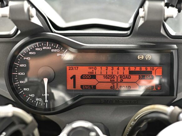 2015 BMW R 1200 RS, серый, 899000 рублей - вид 8