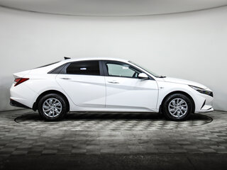 2021 Hyundai Elantra VII (CN7), белый, 1824213 рублей, вид 4