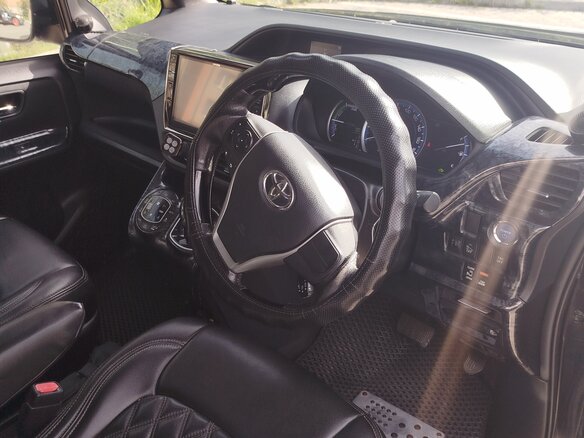 2015 Toyota Voxy III (R80), чёрный, 2200000 рублей - вид 9