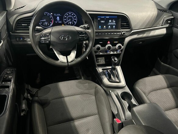 2018 Hyundai Elantra VI (AD), серый - вид 14