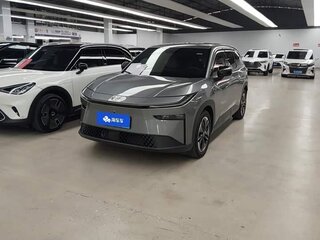 2025 Toyota bZ3X 50 kWh, серебристый, 2400000 рублей, вид 1