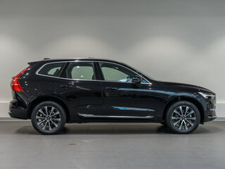 2025 Volvo XC60 II Рестайлинг 2, чёрный, 6495000 рублей, вид 4