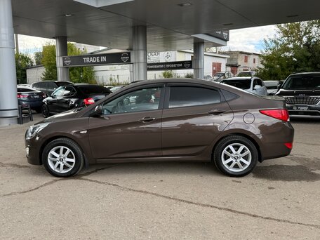 2014 Hyundai Solaris I Рестайлинг, коричневый, 1075000 рублей, вид 5
