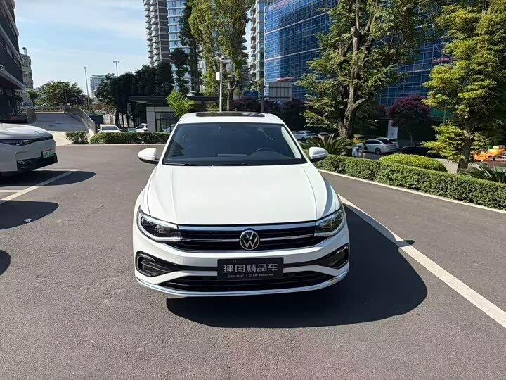 Открыть фотографии: Volkswagen Bora IV (China Market) Рестайлинг