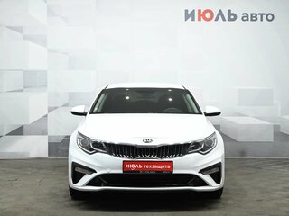2018 Kia Optima IV Рестайлинг, белый, 2000000 рублей, вид 2