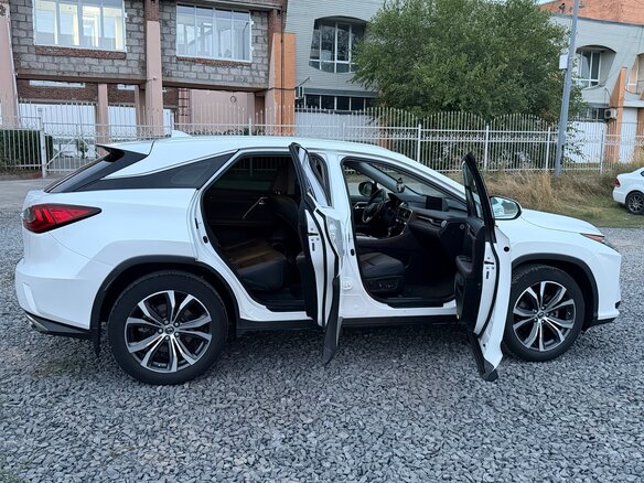 2019 Lexus RX 300 IV, белый, 5400000 рублей - вид 6