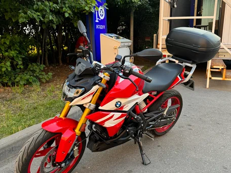 2023 BMW G 310 R, красный, 549000 рублей, вид 1