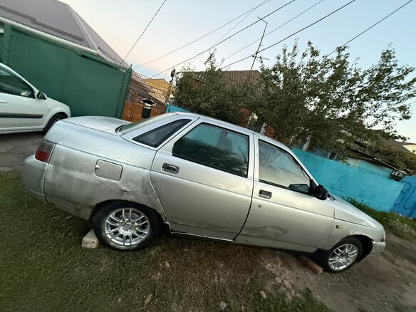 2002 Lada (ВАЗ) 2110, серебристый, 75500 рублей - вид 5