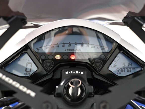 2009 Honda CB 1000R, белый, 677000 рублей - вид 8